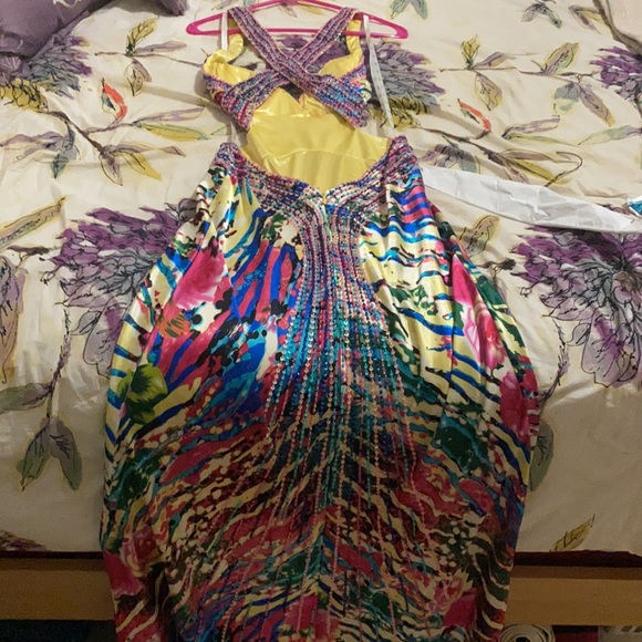 Cache multicolored gown - Picture 5 of 5